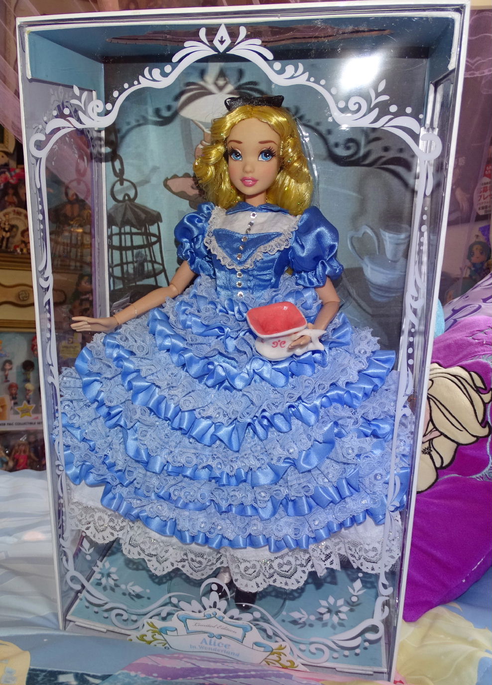 Alice in Wonderland LE Style 17 Doll