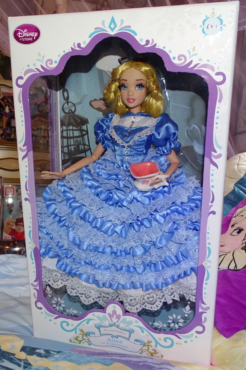 Alice in Wonderland LE Style 17 Doll